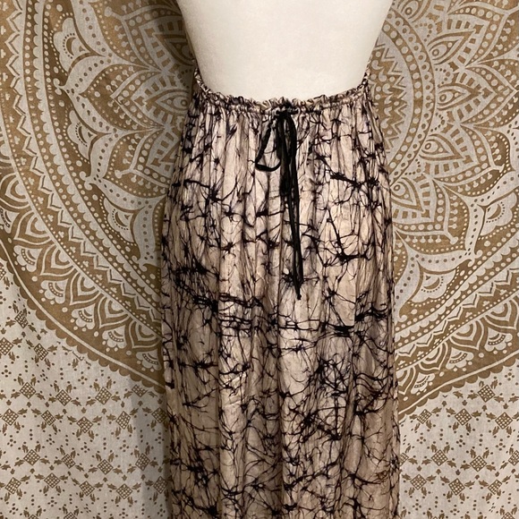 Black Halo halter 100% silk size small backless maxi dress - Picture 3 of 7